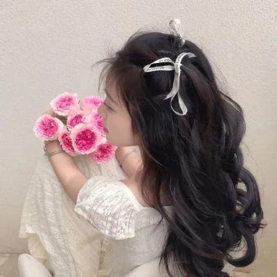 亲爱的女士
